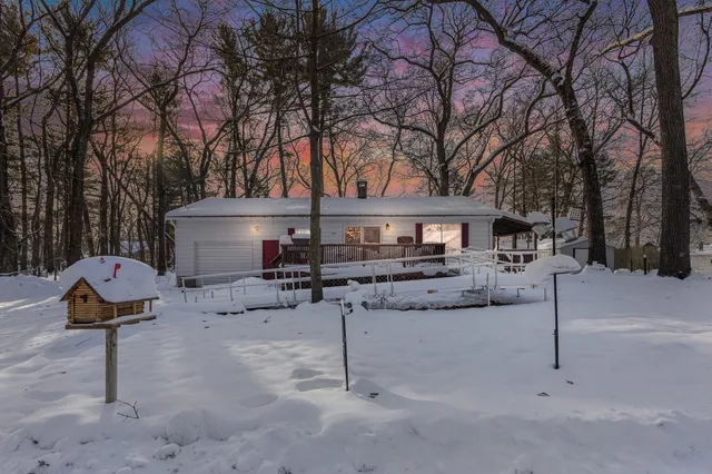 $219,900 | 2141 Maple Street, Twin Lake, MI 49457