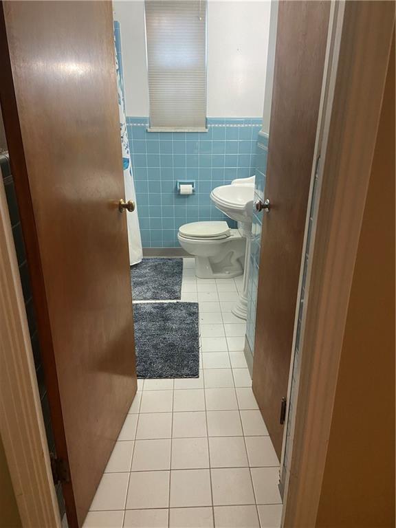 175 Crescent Hills Road Pittsburgh, PA 15235 - Photo 4 of 17 Gallery Image 4