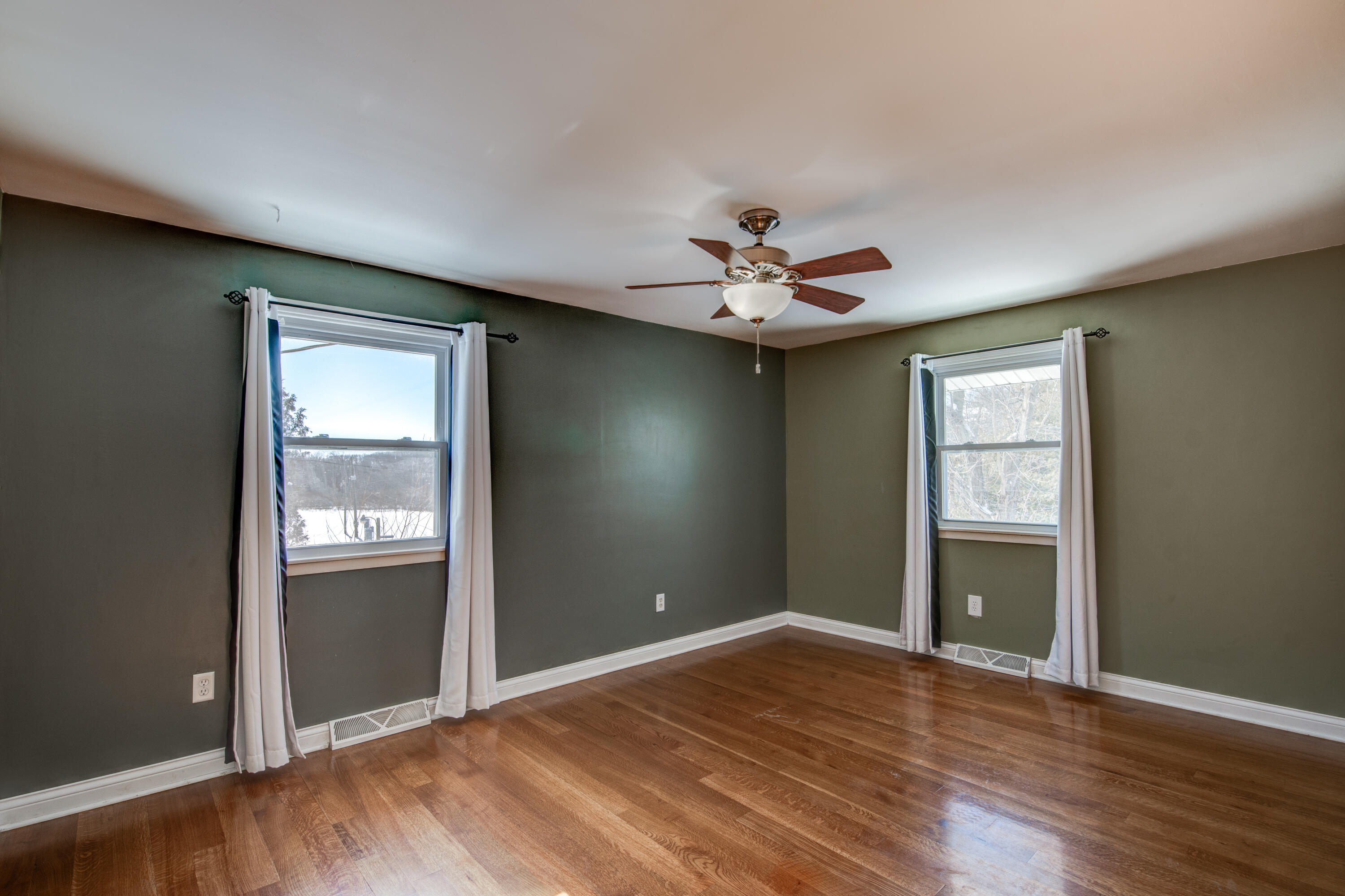 12418 White Oak Drive Crown Point, IN 46307 - Photo 20 of 52 3000x2001