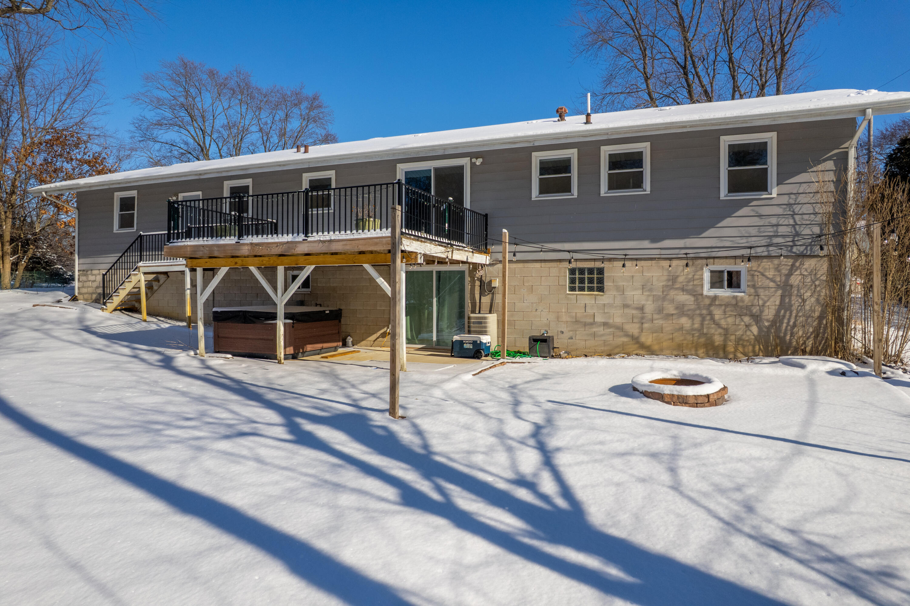 12418 White Oak Drive Crown Point, IN 46307 - Photo 4 of 52 3000x1998