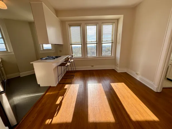 $1,150 | 2068 Walton Way, Unit 403, Augusta, GA 30904