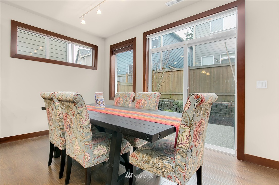 19802 3rd Avenue Southeast Bothell, WA 98012 - Photo 11 of 20 Gallery Image 11