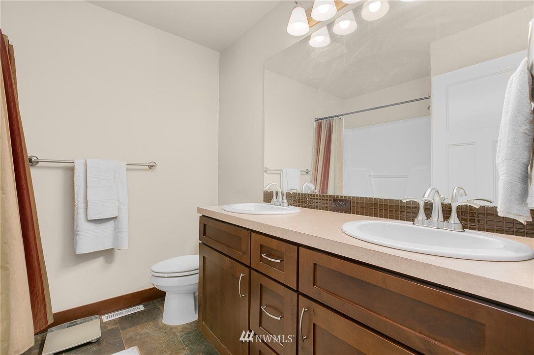 19802 3rd Avenue Southeast Bothell, WA 98012 - Photo 18 of 20 Gallery Image 18
