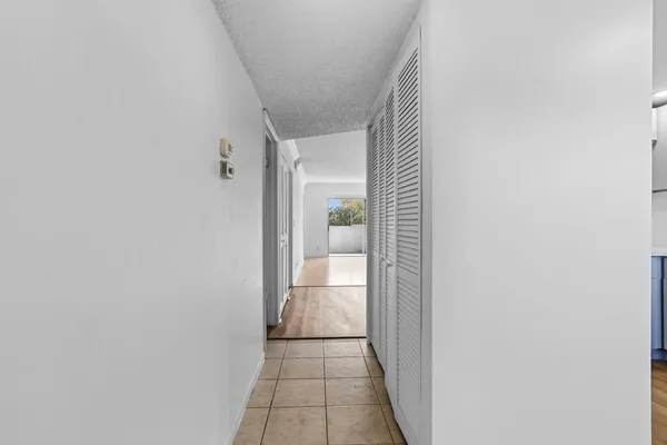 $2,000 | 6075 North Sabal Palm Boulevard, Unit 301, Tamarac, FL 33319