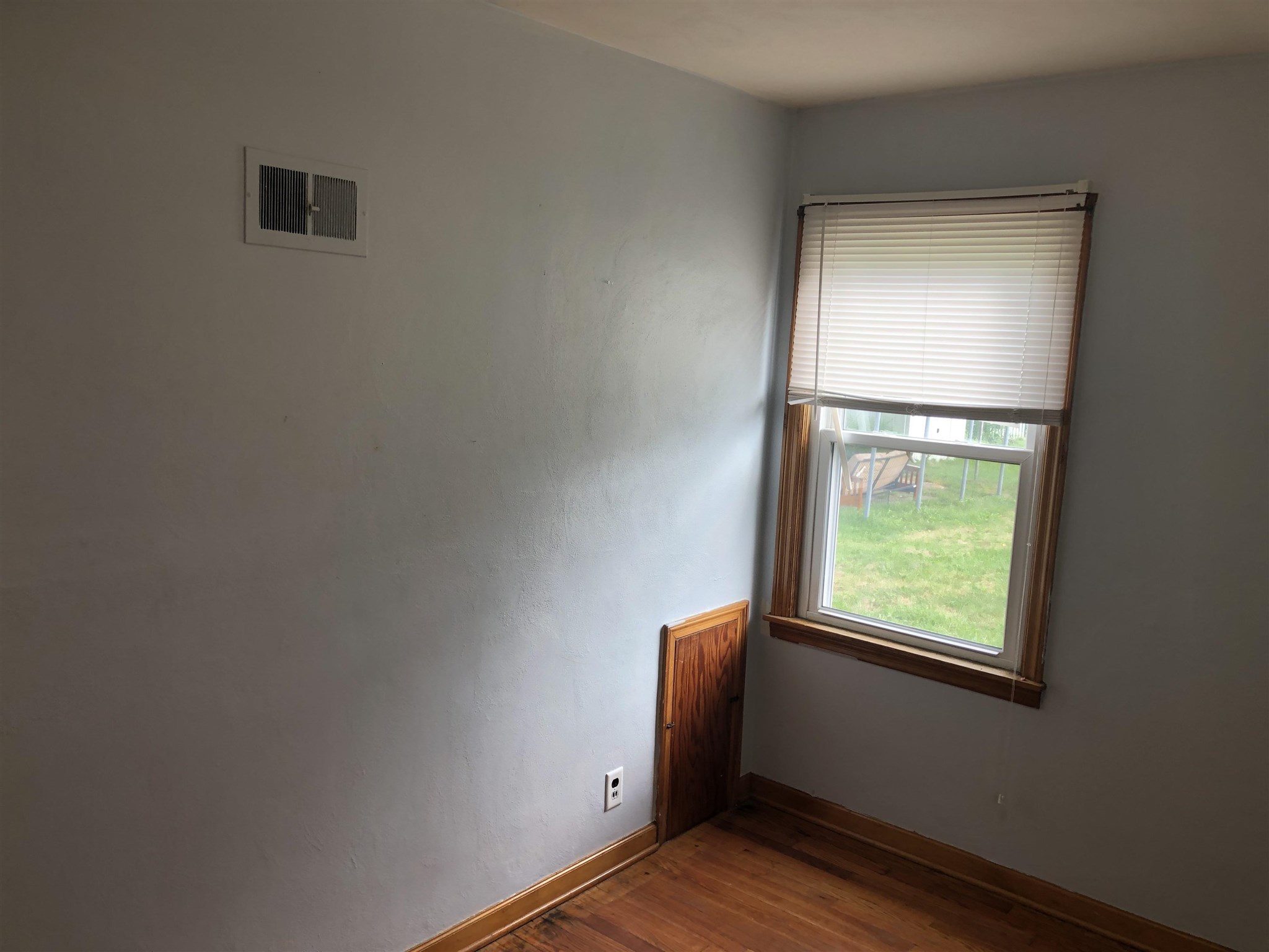1612 East Keys Avenue Springfield, IL 62702 - Photo 11 of 28