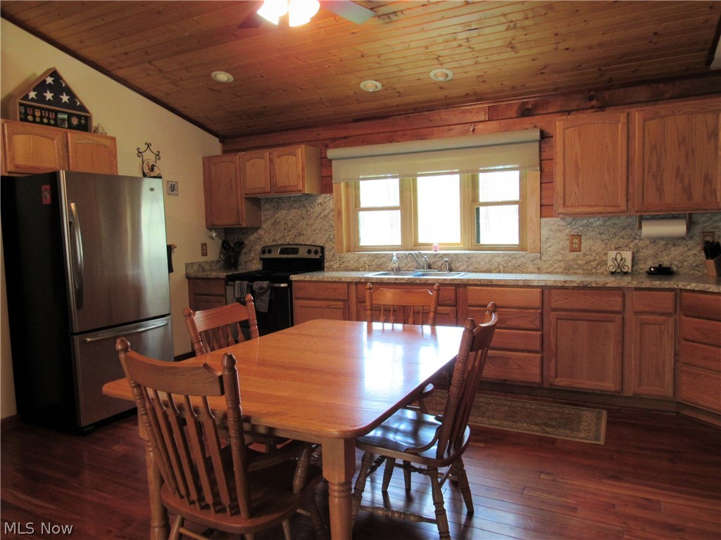 5168 Laskey Road Rome, OH 44085 - Photo 10 of 35