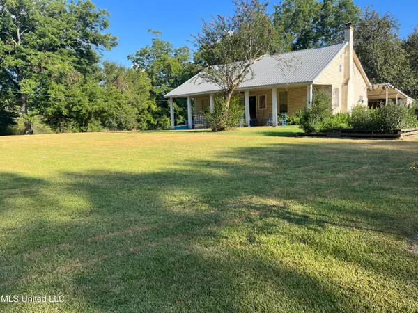 $350,000 | 1056 Fairchilds Road, Raymond, MS 39154