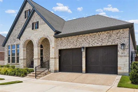 $449,900 | 2073 Spotted Fawn Drive, Arlington, TX 76005