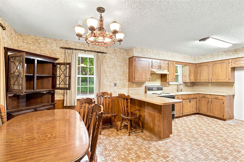 1966 C R 2980 Windom, TX 75492 - Photo 9 of 34 Gallery Image 9