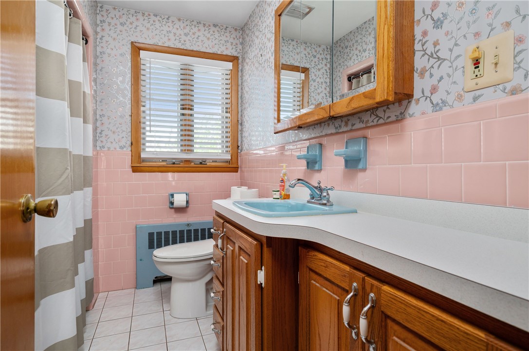 26 Cranston Street Woonsocket, RI 02895 - Photo 16 of 22