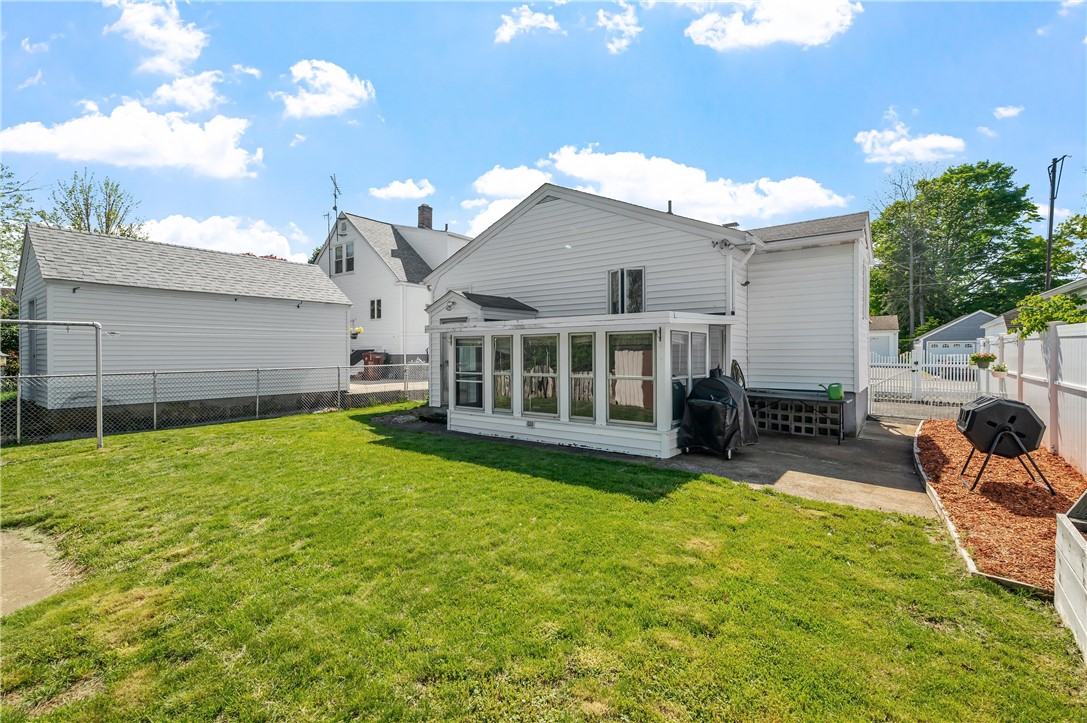 26 Cranston Street Woonsocket, RI 02895 - Photo 2 of 22