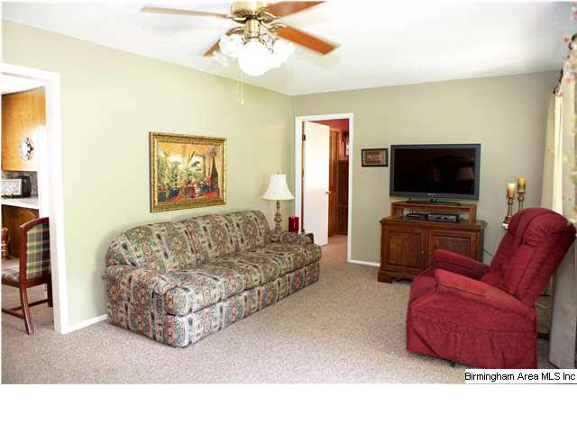 448 Beasley Road Gardendale, AL 35071 - Photo 5 of 20 Gallery Image 5