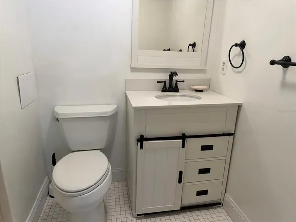$1,600 | 649 South Tamiami Trail, Unit 310, Venice, FL 34285