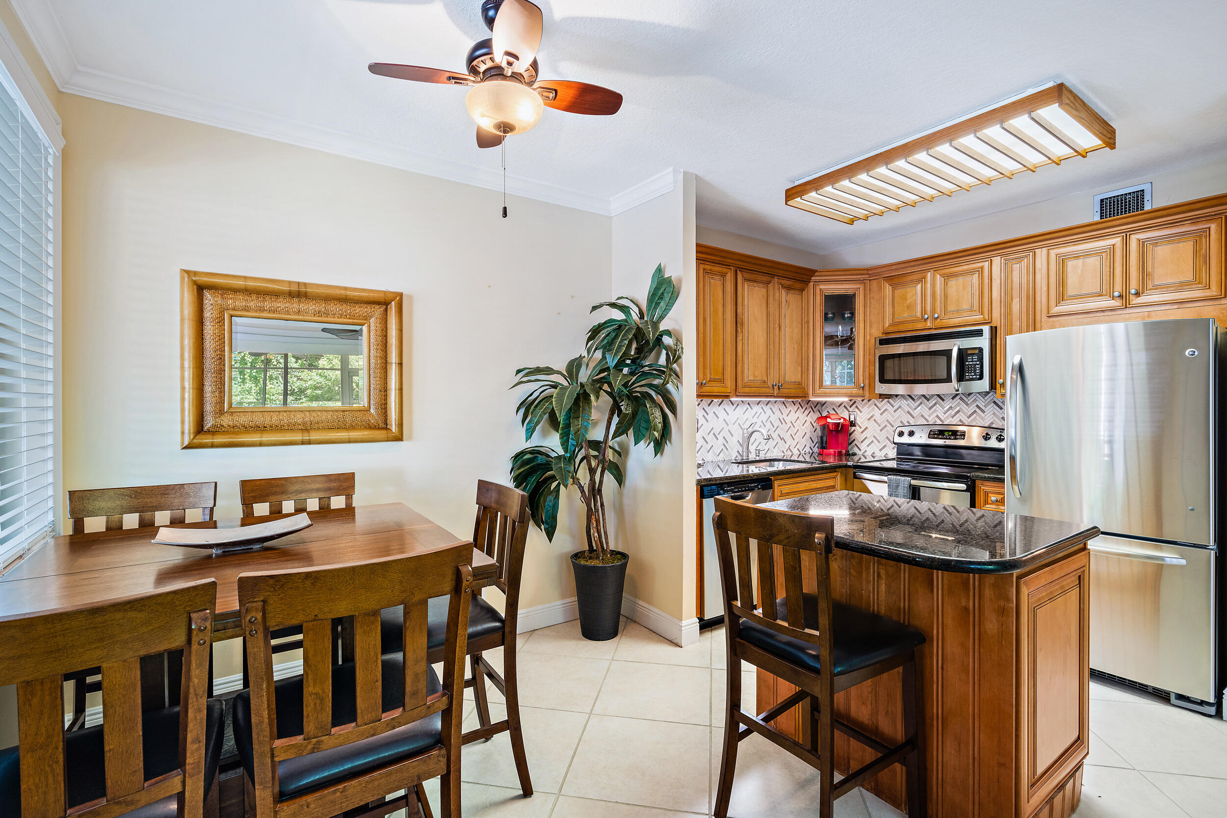 353 Highway 1, Unit C1 Jupiter, FL 33477 - Photo 4 of 12 353 US - 1 N #C1-6