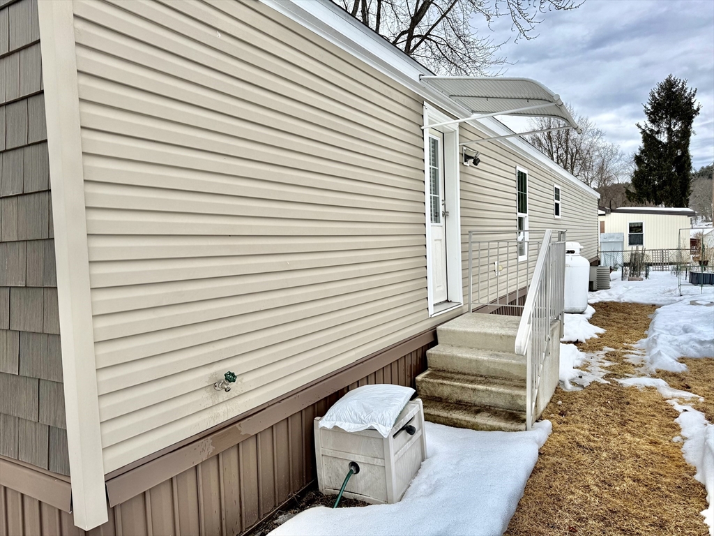 60 Quaboag Valley Ware, MA 01082 - Photo 22 of 25