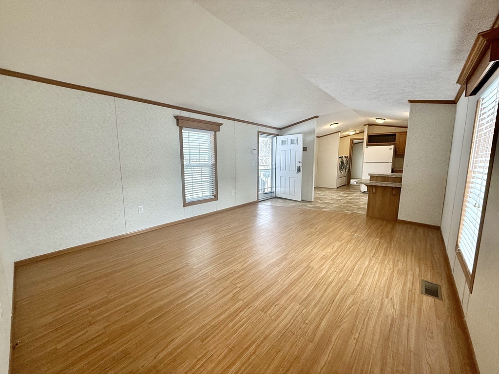 60 Quaboag Valley Ware, MA 01082 - Photo 5 of 25