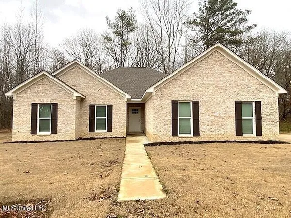 $299,992 | 1930 Smart Road, Como, MS 38619