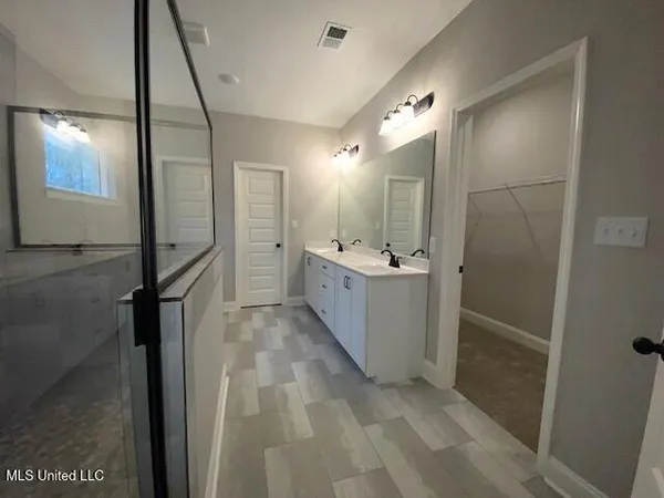 $299,992 | 1930 Smart Road, Como, MS 38619