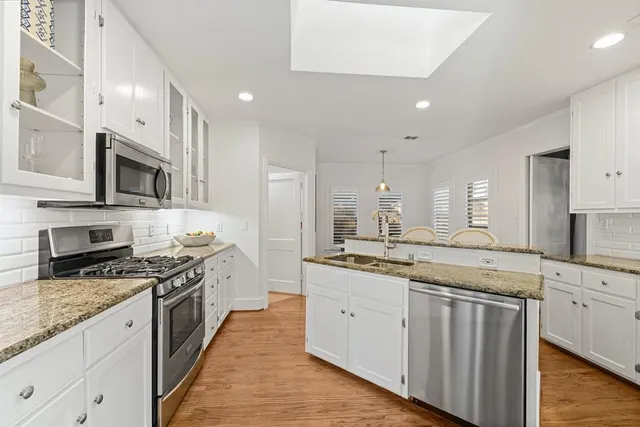 $1,075,000 | 5242 Merrimac Avenue, Dallas, TX 75206