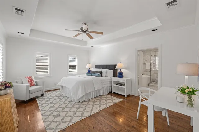 $1,075,000 | 5242 Merrimac Avenue, Dallas, TX 75206