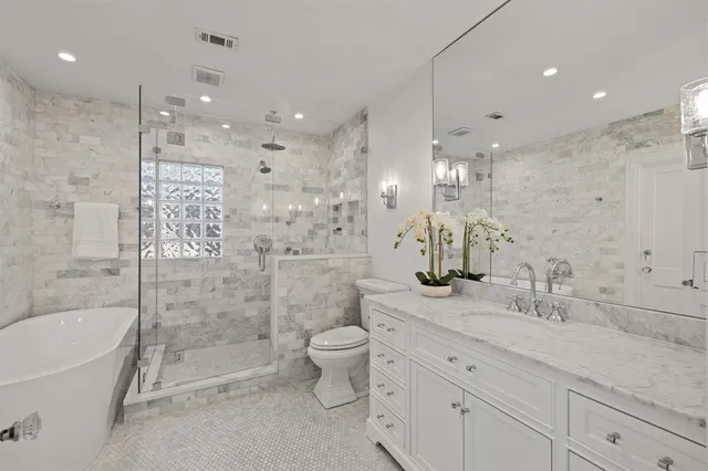 $1,075,000 | 5242 Merrimac Avenue, Dallas, TX 75206