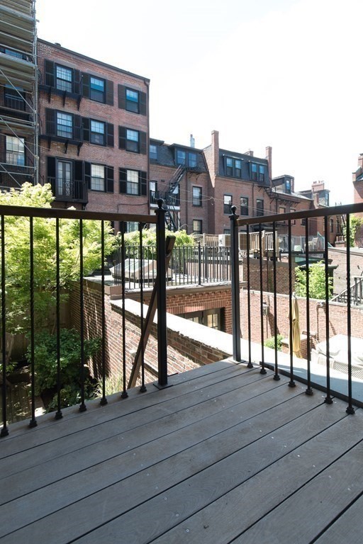 132 Myrtle Street, Unit 1 Boston, MA 02114 - Photo 20 of 25