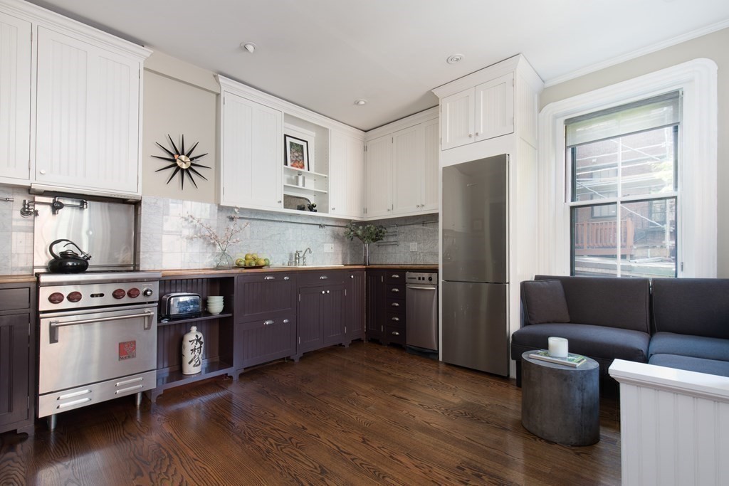 132 Myrtle Street, Unit 1 Boston, MA 02114 - Photo 2 of 25