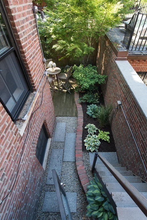 132 Myrtle Street, Unit 1 Boston, MA 02114 - Photo 21 of 25