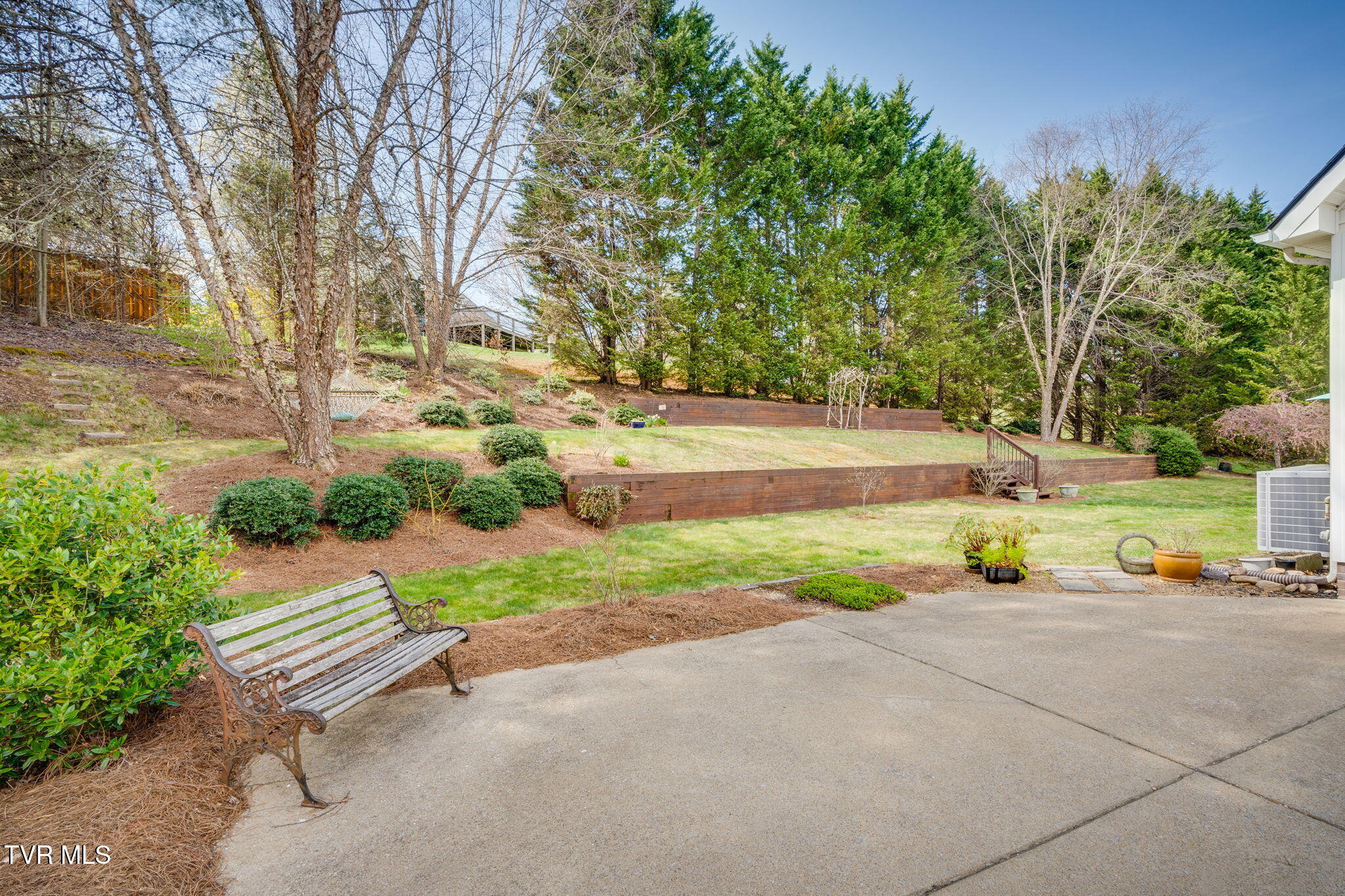 1423 Walnut Grove Road Jonesborough, TN 37659 - Photo 42 of 53 041