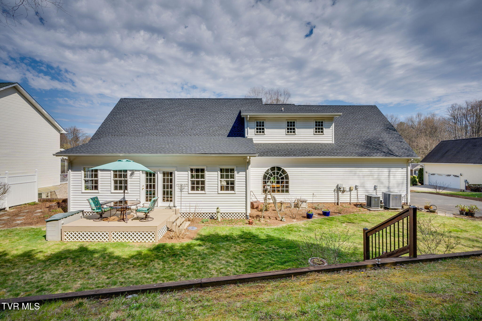 1423 Walnut Grove Road Jonesborough, TN 37659 - Photo 44 of 53 043