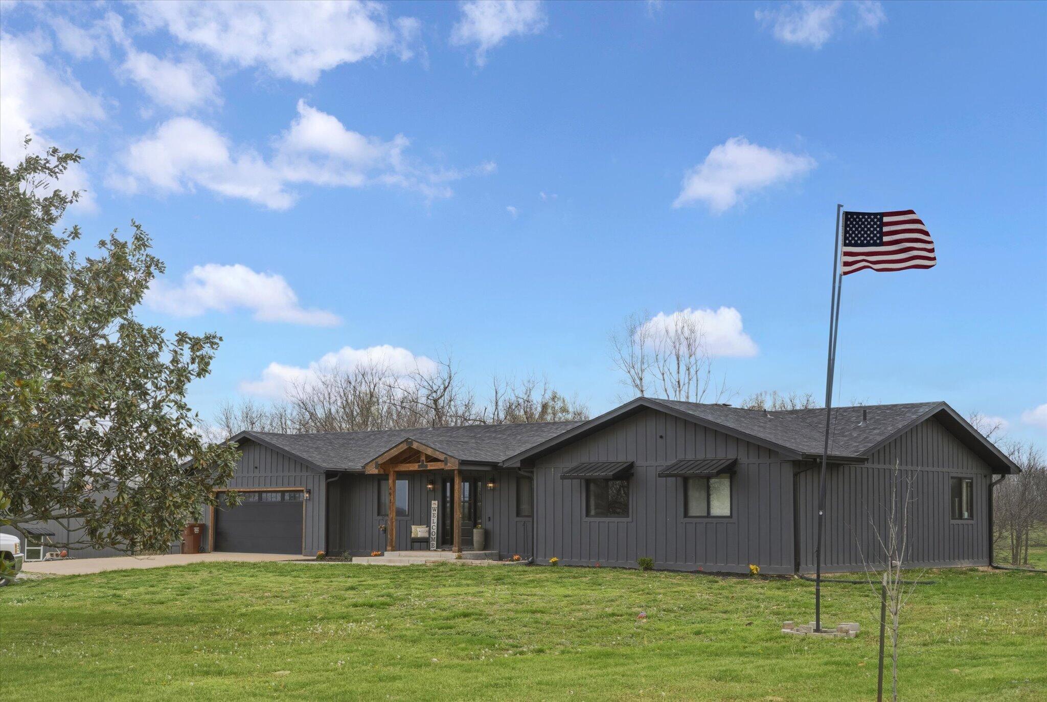 493 Spring Creek Road Clever, MO 65631 - Photo 3 of 91 03-2