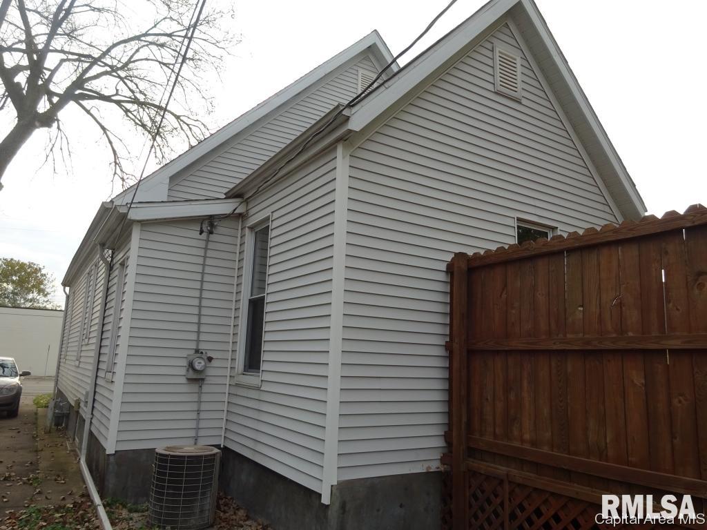 1727 South 9th Street Springfield, IL 62703 - Photo 32 of 34