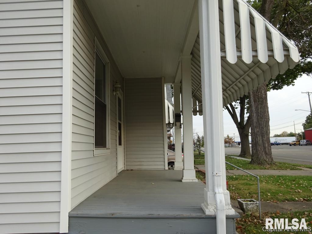1727 South 9th Street Springfield, IL 62703 - Photo 5 of 34