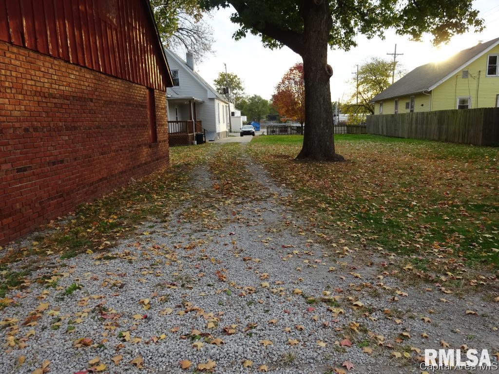 1727 South 9th Street Springfield, IL 62703 - Photo 10 of 34
