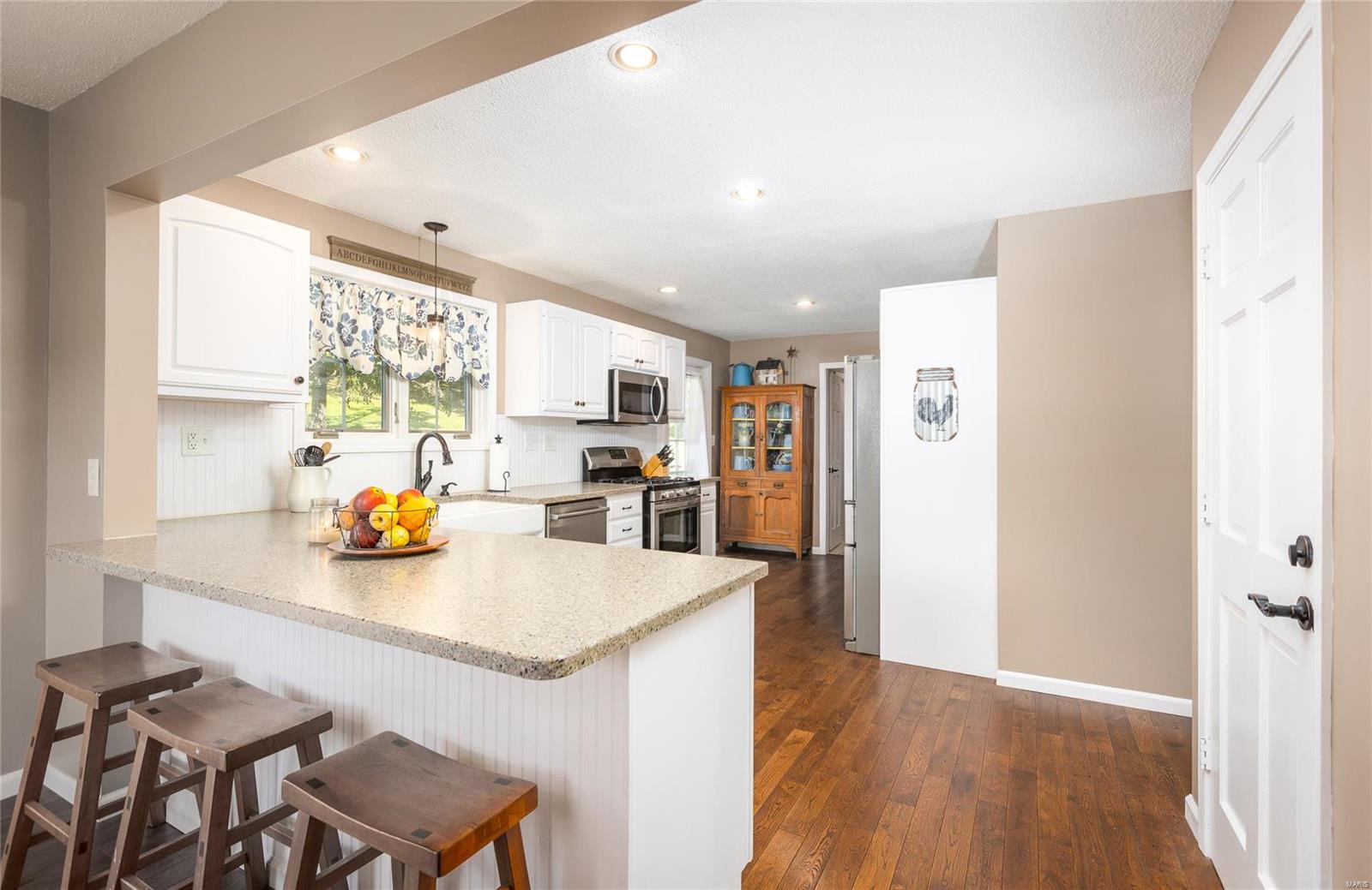 30664 Delhi Road Brighton, IL 62012 - Photo 21 of 50
