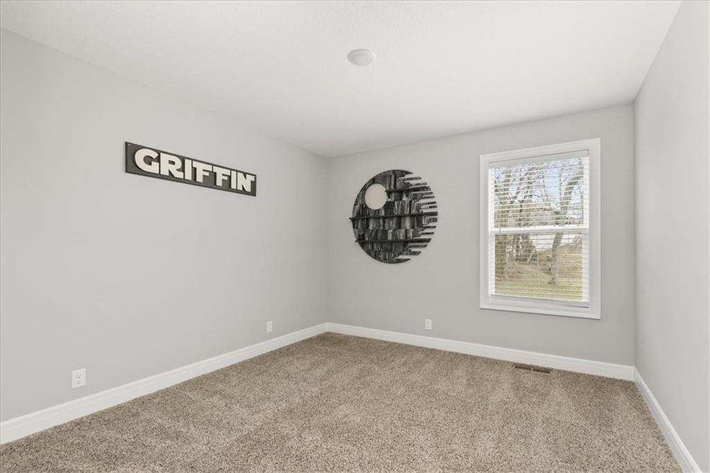 801 Northwest Hickory Ridge Drive Grain Valley, MO 64029 - Photo 16 of 32