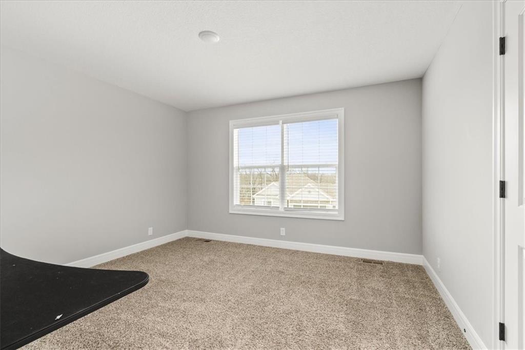 801 Northwest Hickory Ridge Drive Grain Valley, MO 64029 - Photo 20 of 32