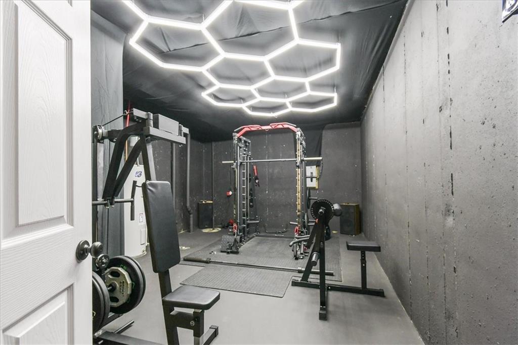 801 Northwest Hickory Ridge Drive Grain Valley, MO 64029 - Photo 25 of 32