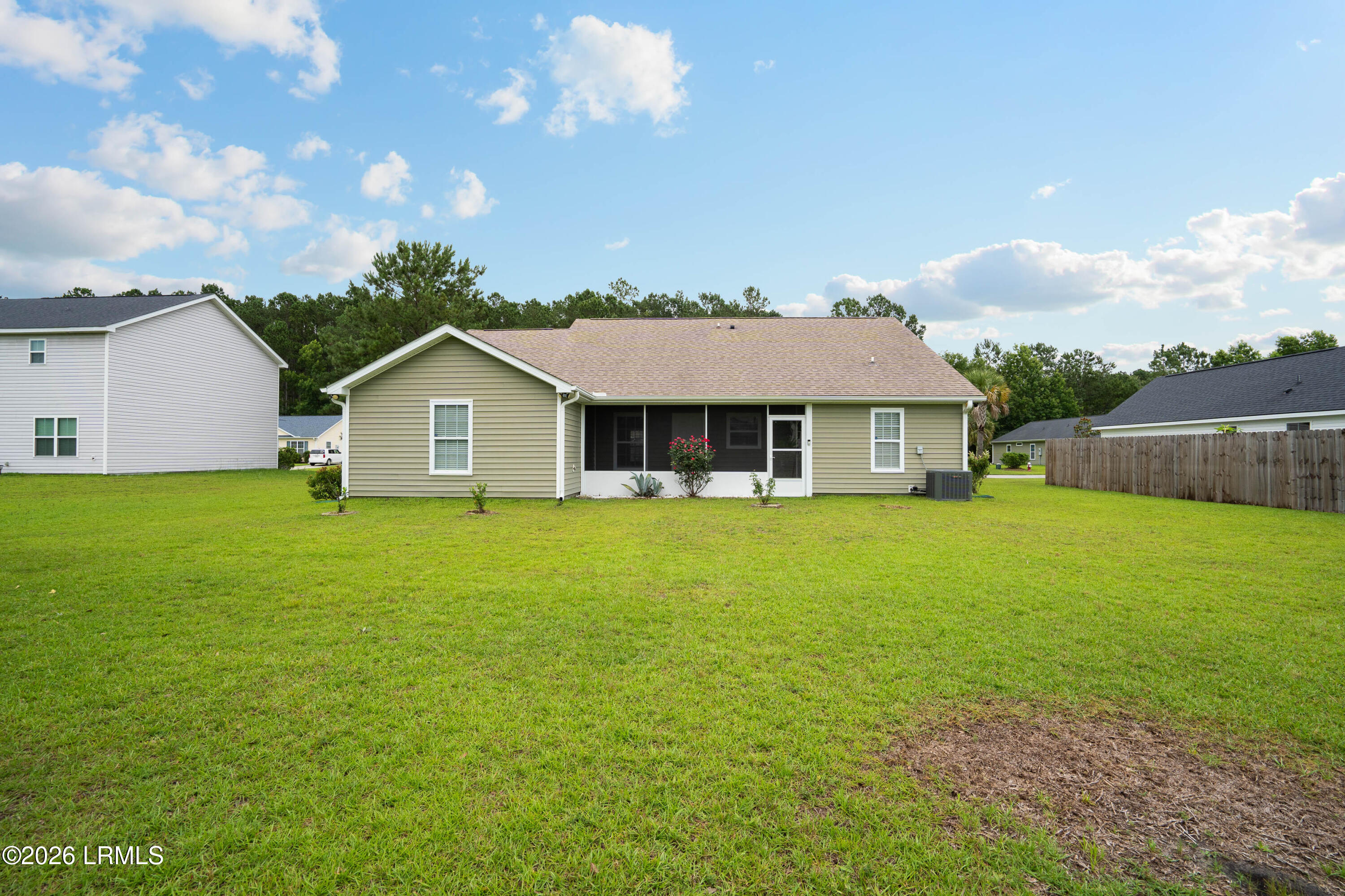 464 Ridgeland Lakes Drive Ridgeland, SC 29936 - Photo 38 of 43 464 Ridgeland Lakes-8