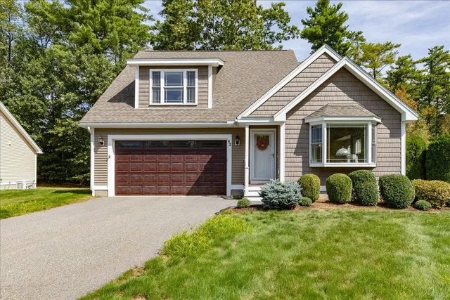 $560,000 | 62 Veterans Way, Hampstead, NH 03841