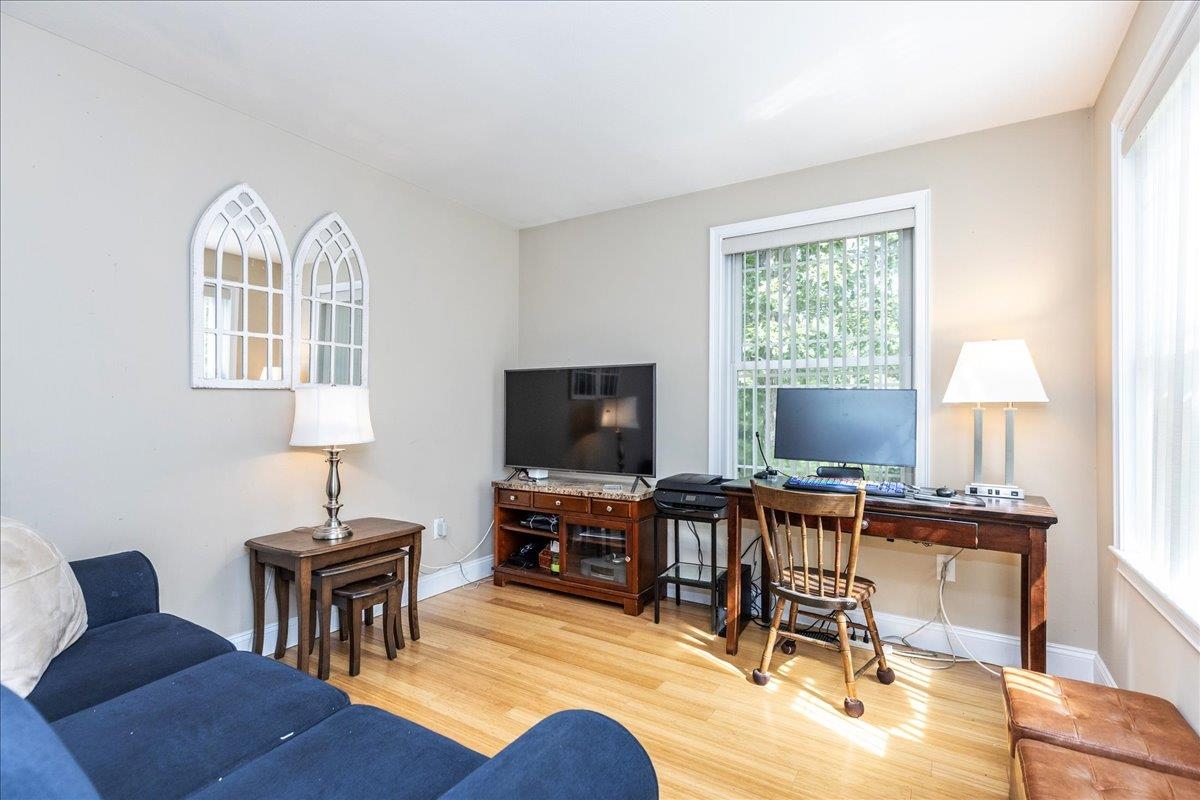 62 Veterans Way Hampstead, NH 03841 - Photo 18 of 43