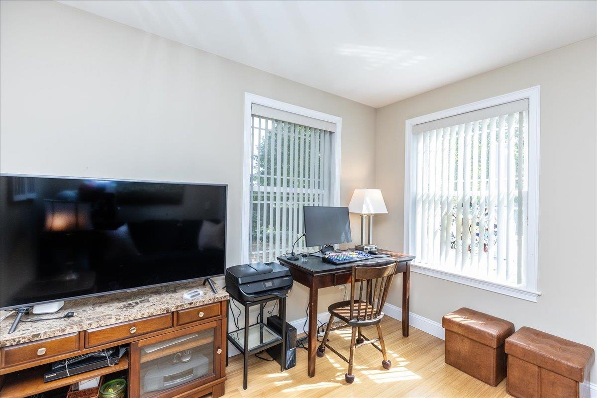 62 Veterans Way Hampstead, NH 03841 - Photo 19 of 43