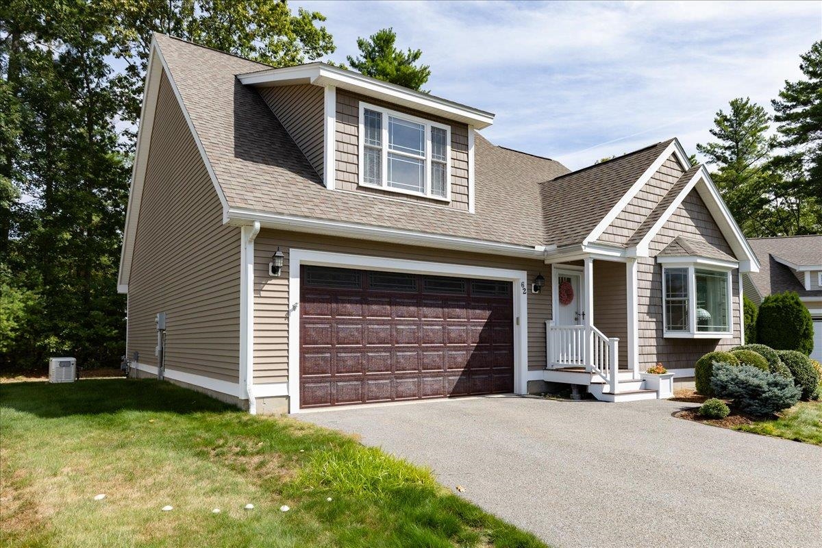 62 Veterans Way Hampstead, NH 03841 - Photo 2 of 43