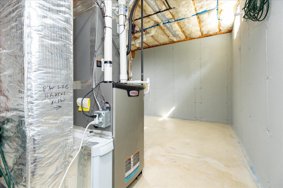 62 Veterans Way Hampstead, NH 03841 - Photo 37 of 43