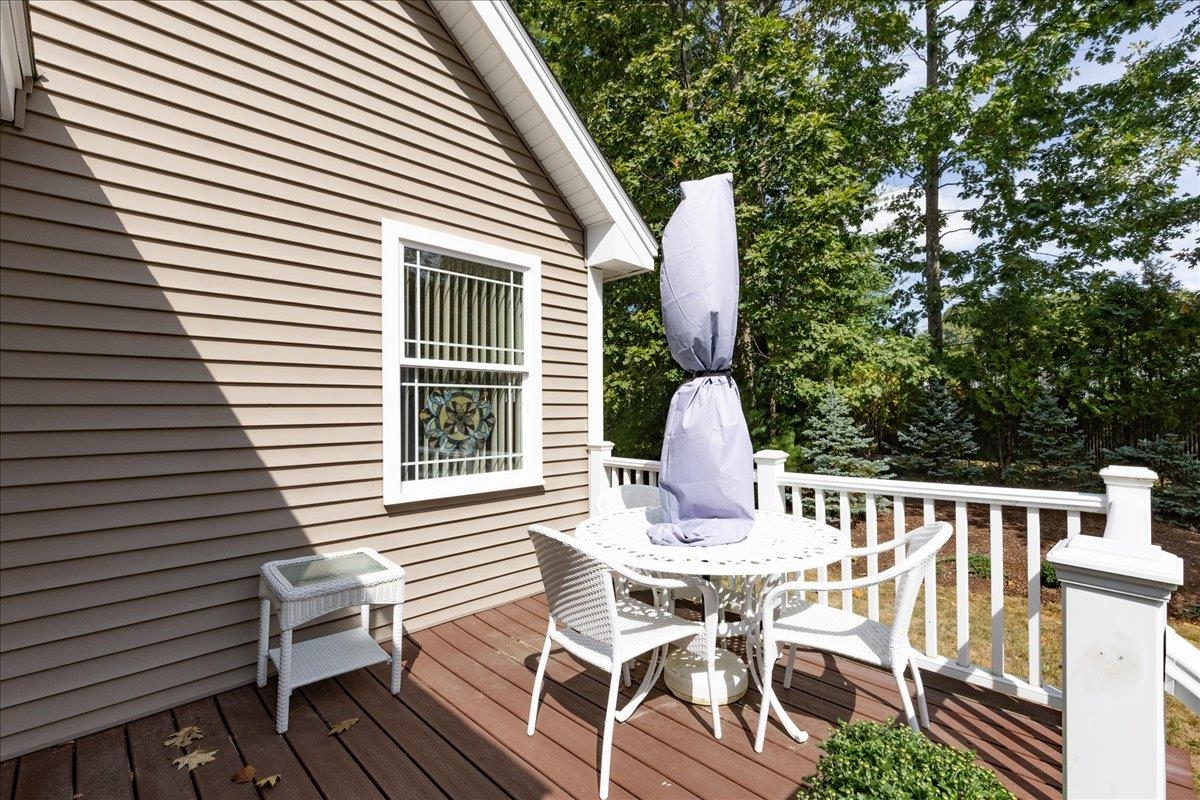 62 Veterans Way Hampstead, NH 03841 - Photo 38 of 43