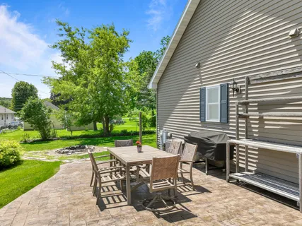 $609,900 | 163 Fontana Avenue, Fontana, WI 53125