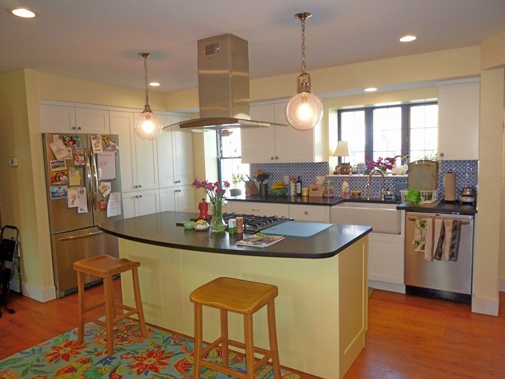 327 Riverside Drive Northampton, MA 01062 - Photo 7 of 24