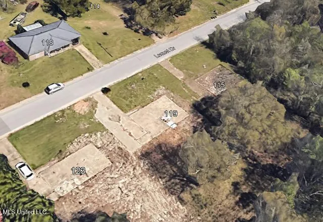 $24,000 | 119 Locust Drive, D'Iberville, MS 39540