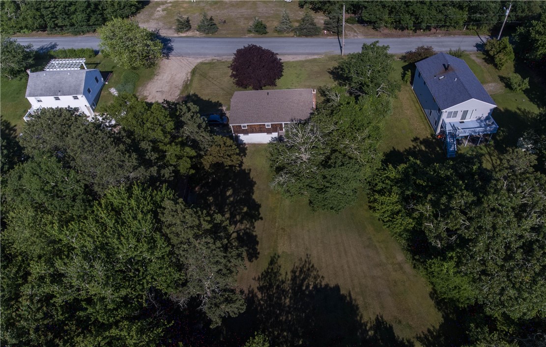 393 Mautucket Road South Kingstown, RI 02879 - Photo 12 of 37 Gallery Image 12