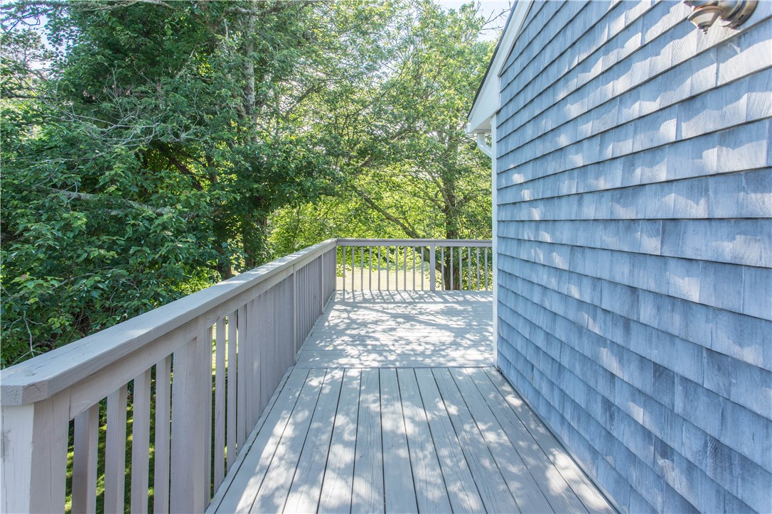 393 Mautucket Road South Kingstown, RI 02879 - Photo 10 of 37 Gallery Image 10